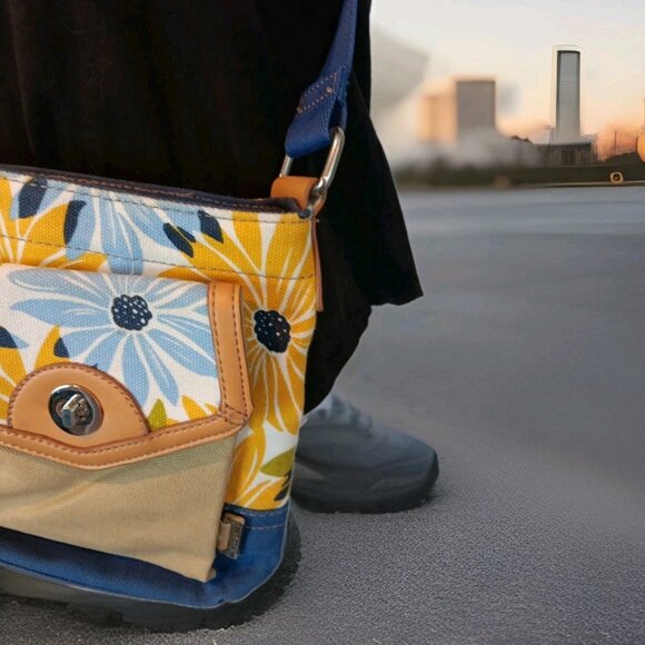 Franco Sarto Canvas Sunflower Floral Print Satchel Bag โ Blue Handles โ Medium - Picture 3 of 12